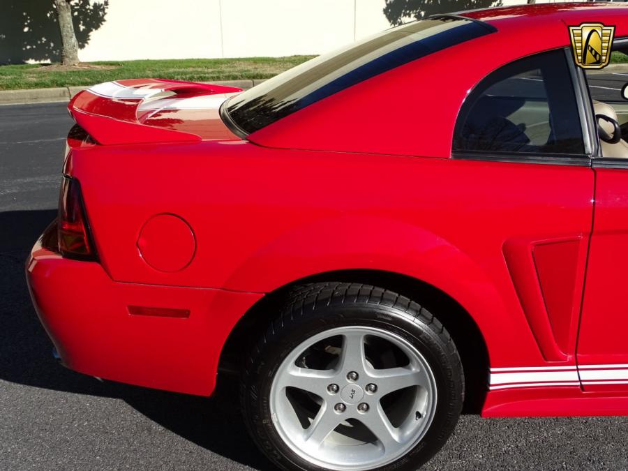 Детали экстерьера Ford Mustang SVT Cobra Coupe 1999 года  (фото 29 из 84)